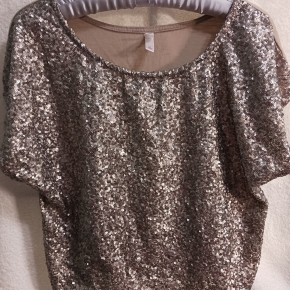 Tops - Xhilaration sequined top